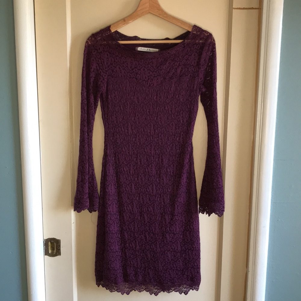 Chelsea and Violet bell sleeve bodycon lace dress